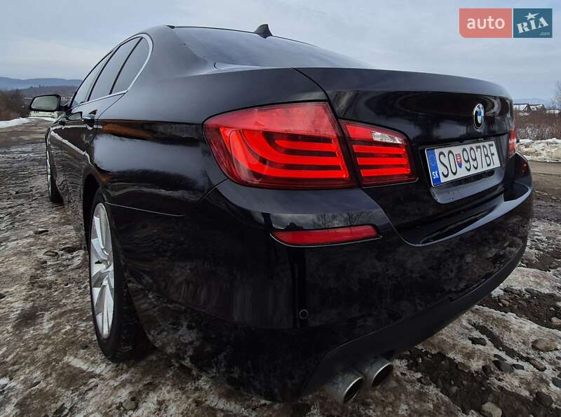 Седан BMW M5 2011 в Ужгороді