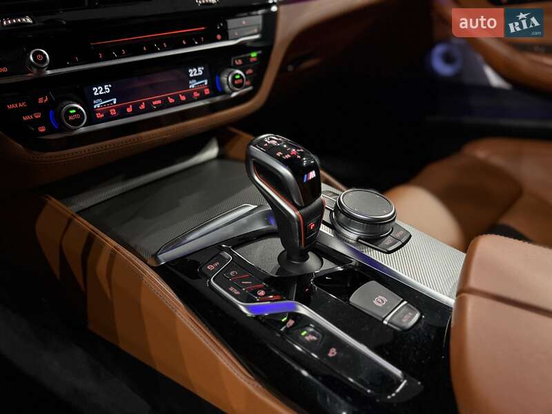 Седан BMW M5 2019 в Одесі