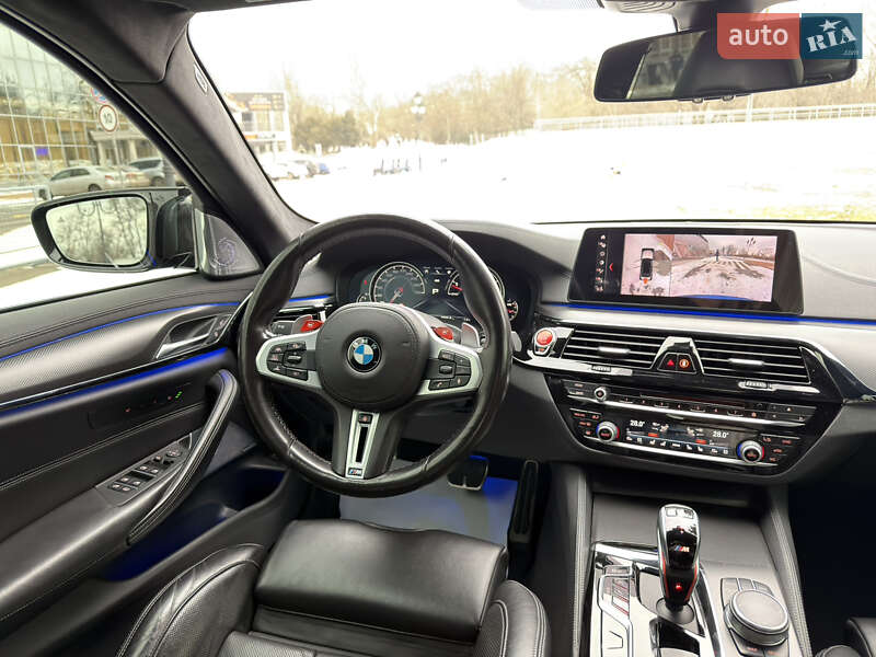 Седан BMW M5 2018 в Одессе