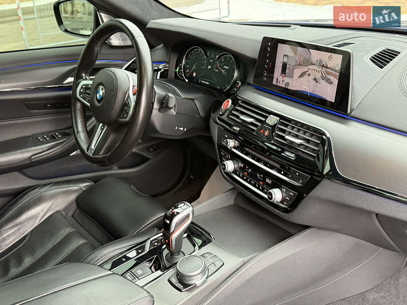 Седан BMW M5 2018 в Одессе