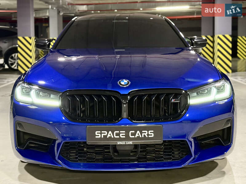 Седан BMW M5 2021 в Киеве