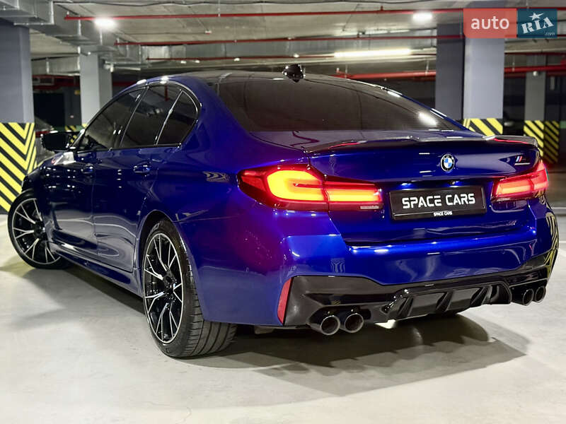 Седан BMW M5 2021 в Киеве