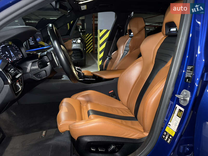 Седан BMW M5 2021 в Киеве