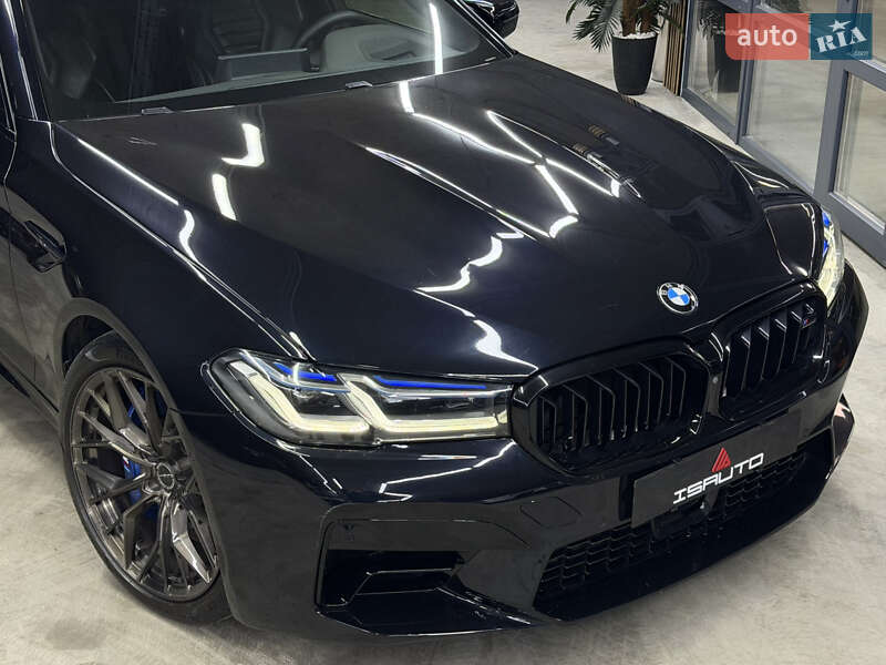 Седан BMW M5 2018 в Одесі