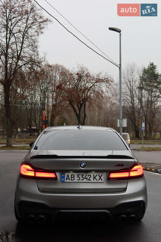 Седан BMW M5 2019 в Виннице