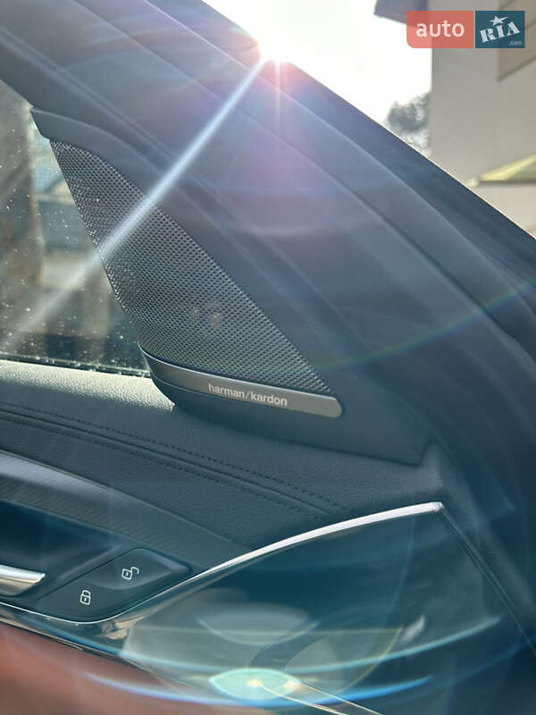 Седан BMW M5 2021 в Києві