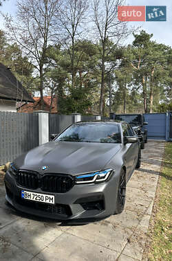 Седан BMW M5 2021 в Киеве