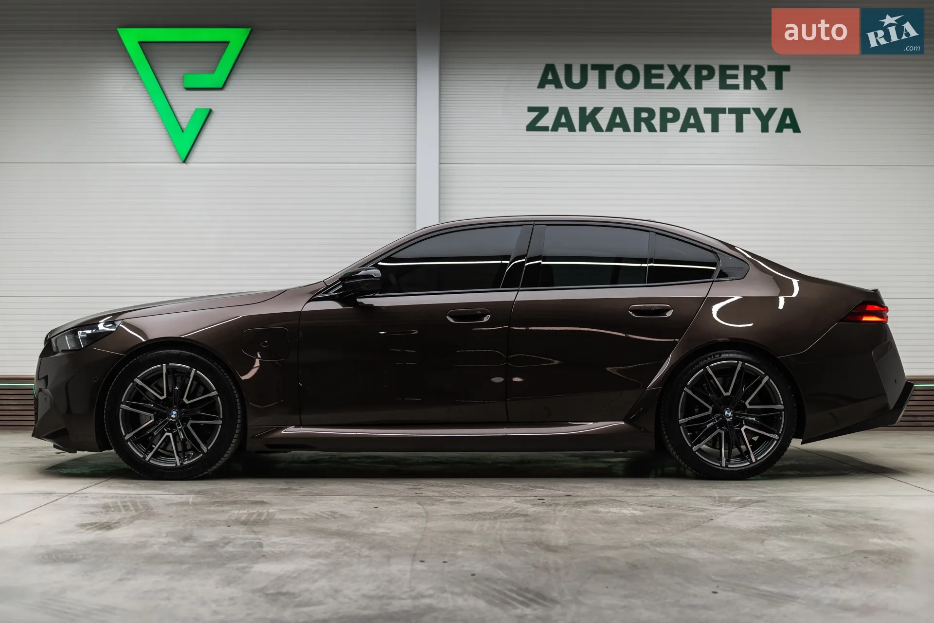 2025 BMW M5 - мініатюра 8