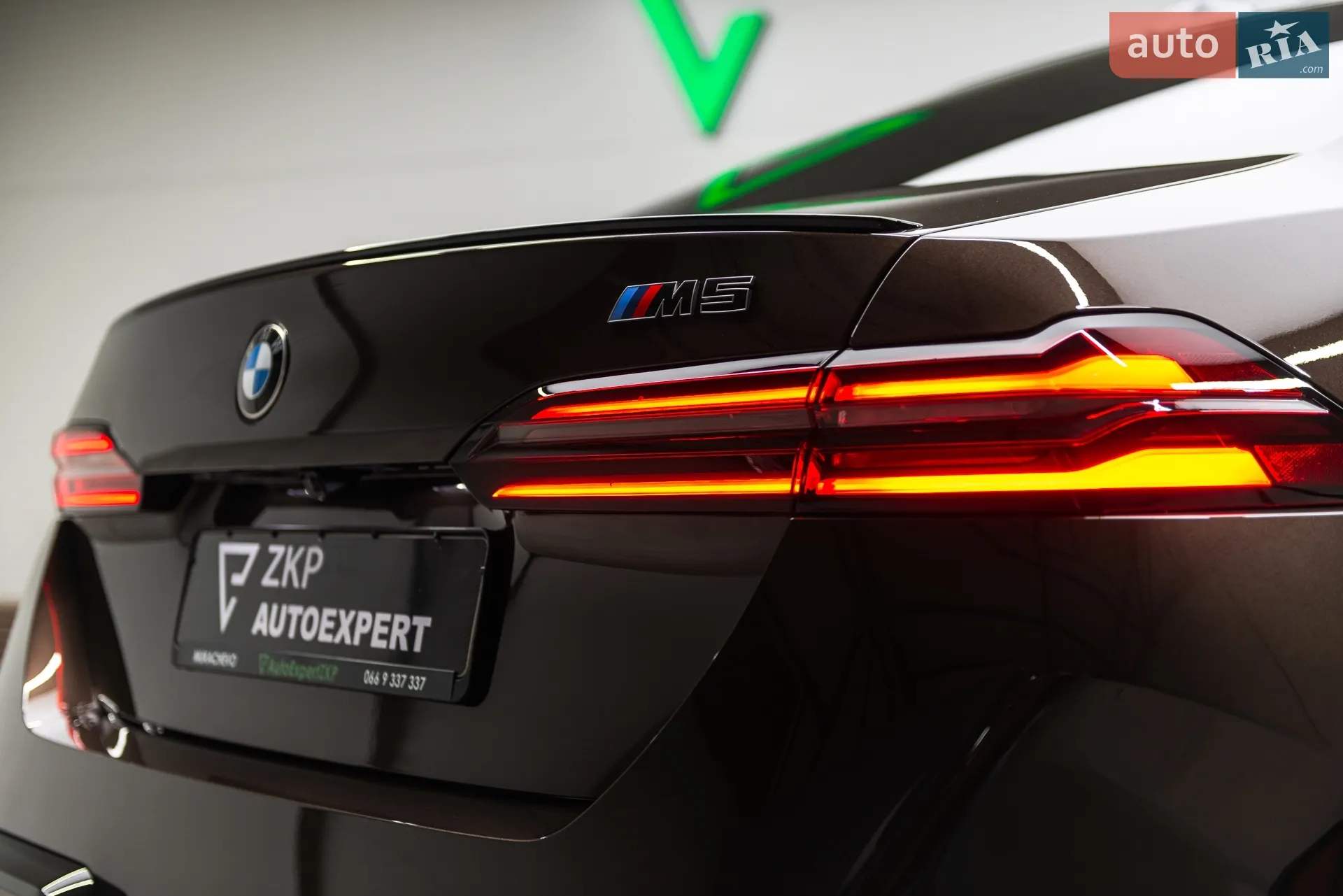 2025 BMW M5 - мініатюра 19