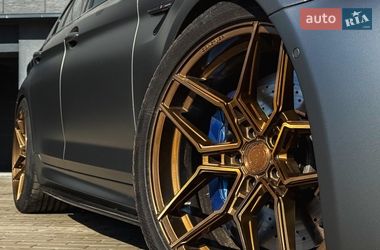 Седан BMW M5 2019 в Киеве
