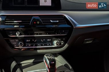 Седан BMW M5 2019 в Киеве