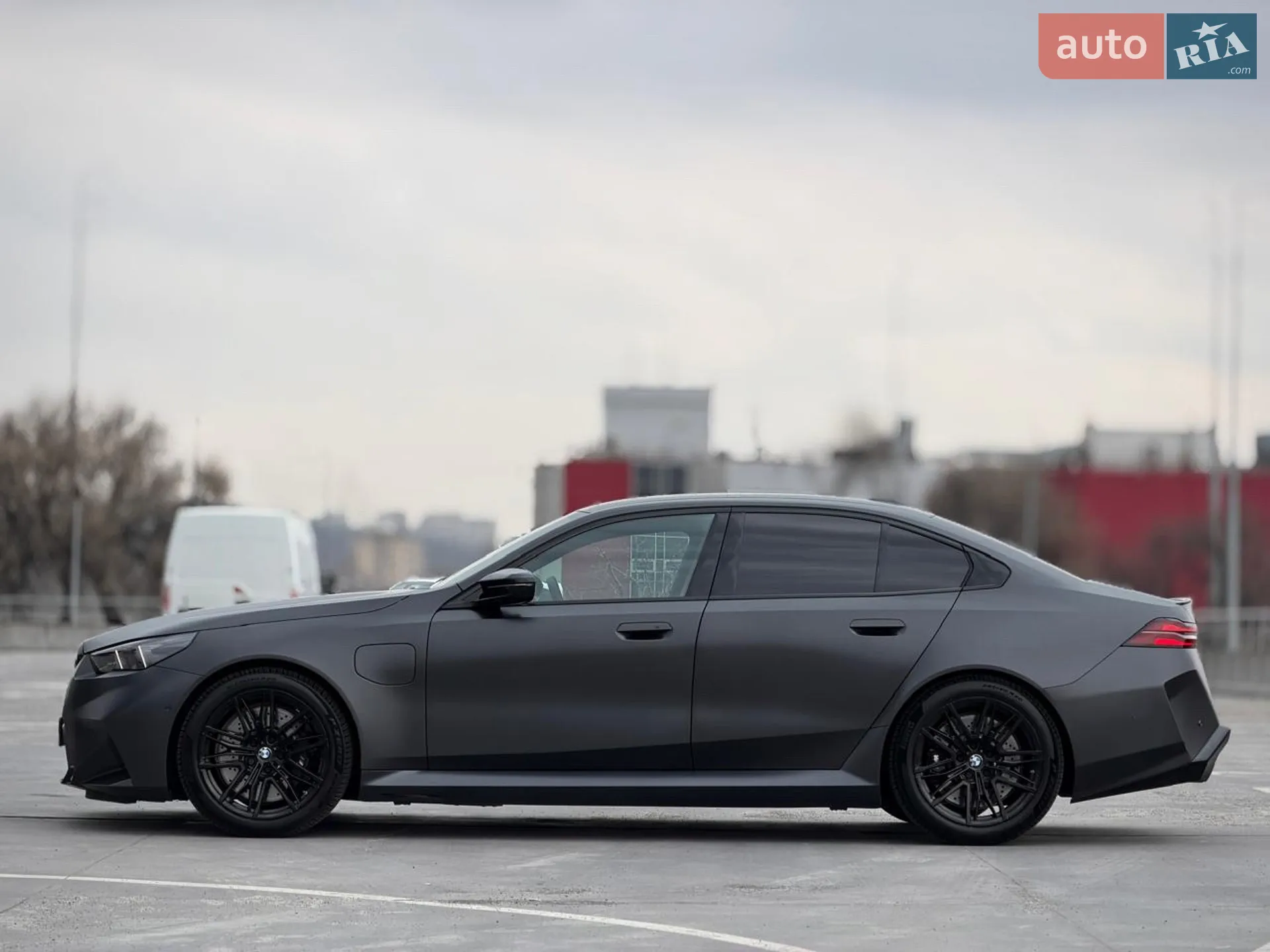 2024 BMW M5 - мініатюра 8