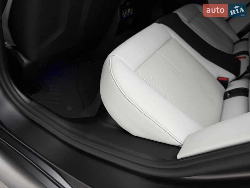 Седан BMW M5 2024 в Києві фото 59 Седан BMW M5 2024 в Києві