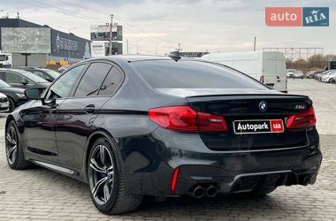 Седан BMW M5 2018 в Львове