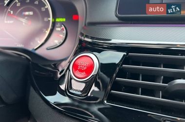 Седан BMW M5 2018 в Львове