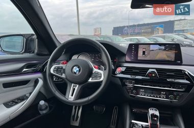 Седан BMW M5 2018 в Львове