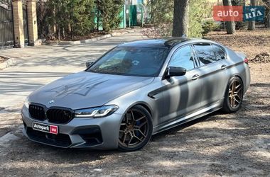 Седан BMW M5 2019 в Киеве