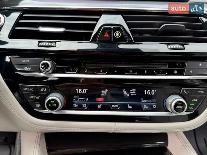 Седан BMW M5 2019 в Хмельницком