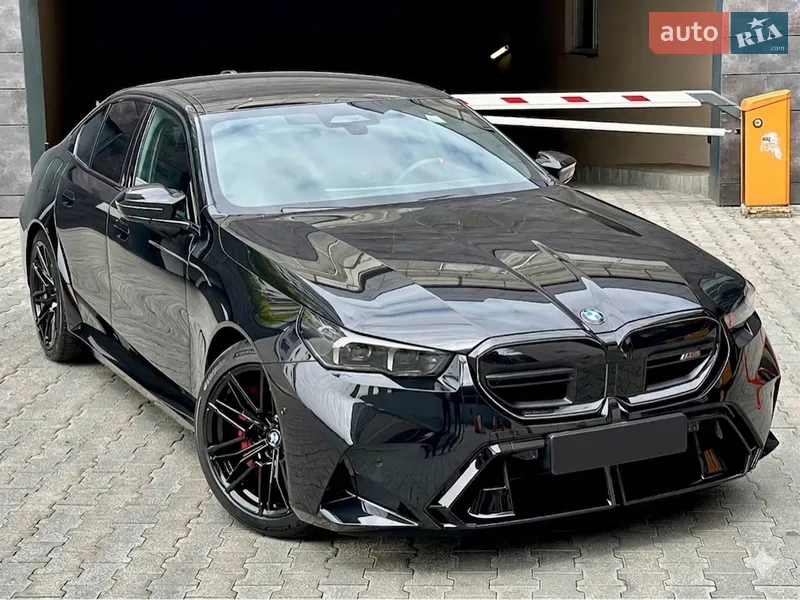 BMW M5