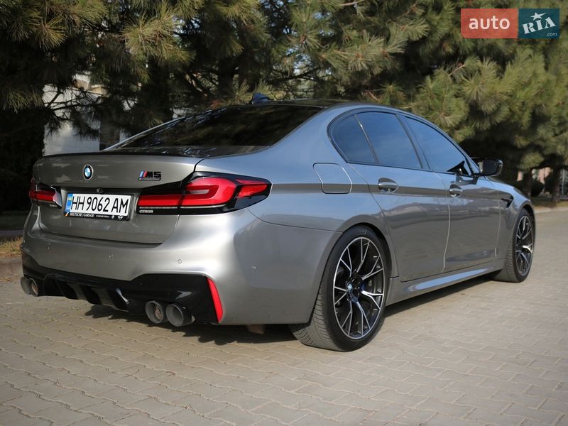 Седан BMW M5 2019 в Одесі
