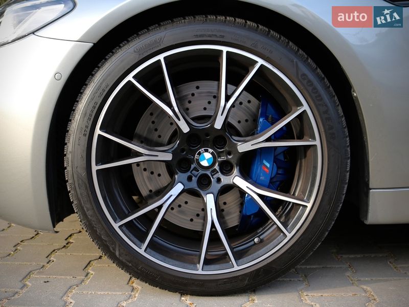 Седан BMW M5 2019 в Одесі