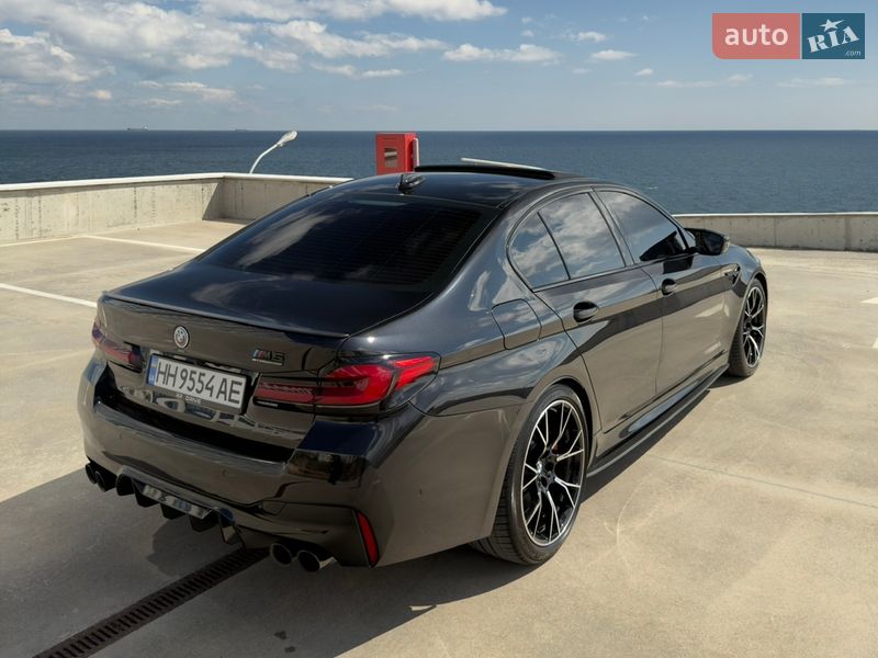 Седан BMW M5 2021 в Одессе