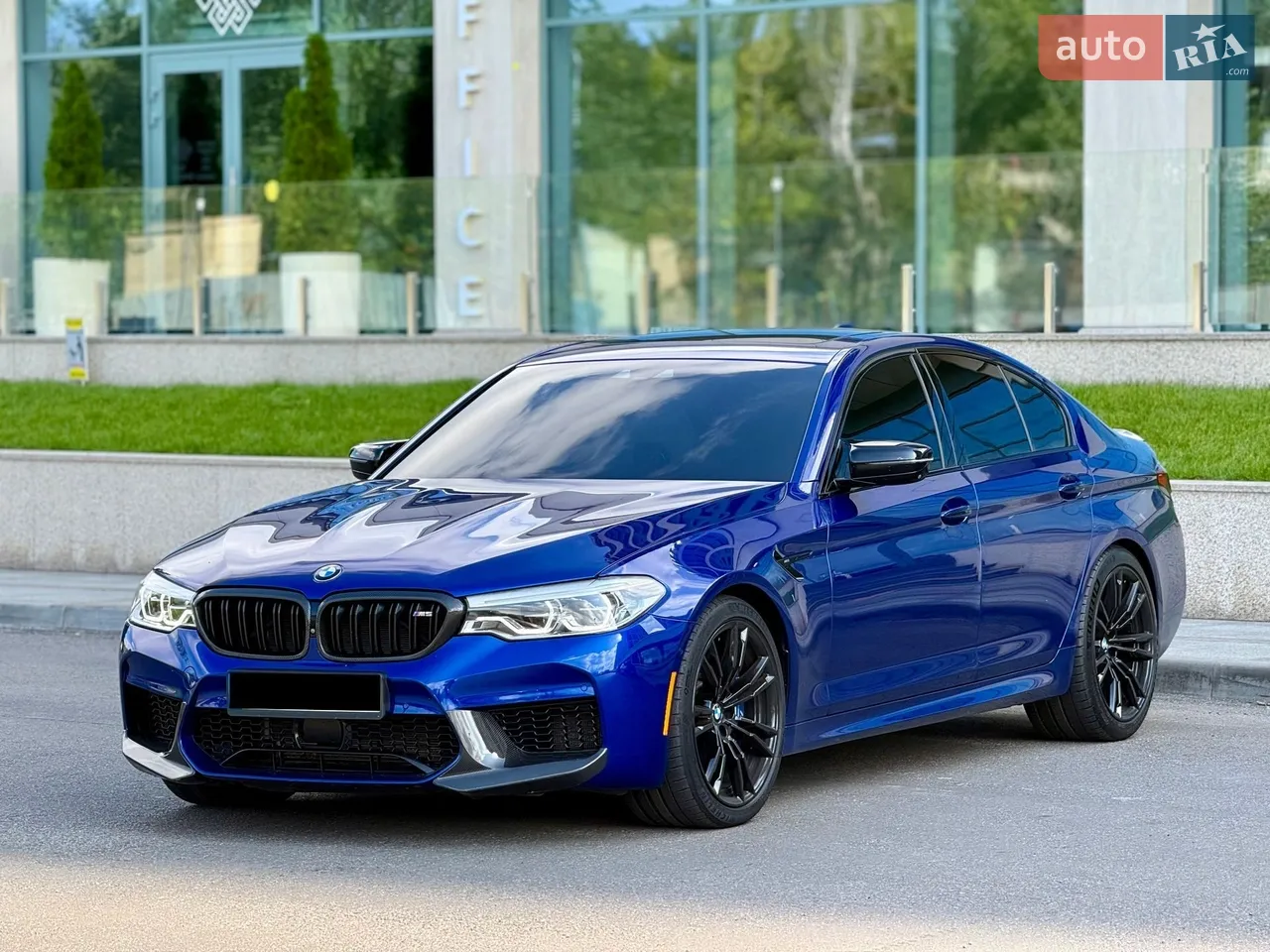 2022 BMW X6 M - мініатюра 54