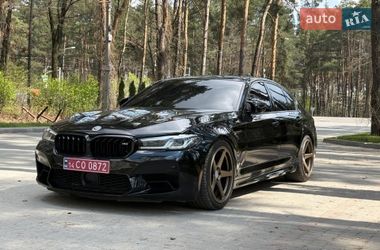 Седан BMW M5 2023 в Львові
