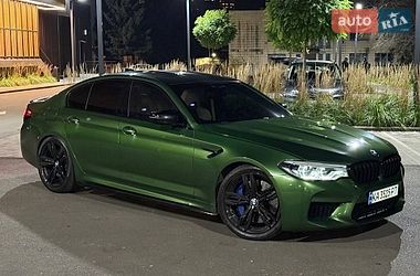 Седан BMW M5 2018 в Киеве