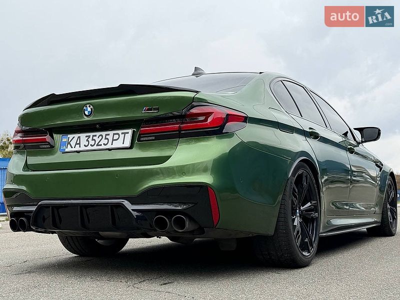 Седан BMW M5 2018 в Киеве