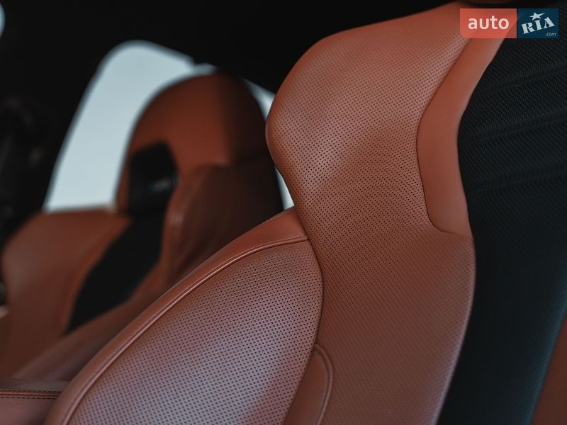 Седан BMW M5 2021 в Киеве