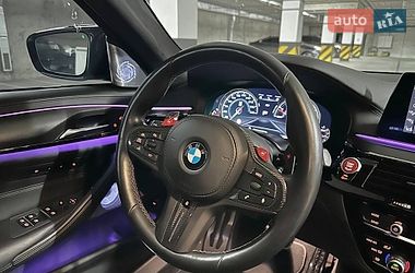 Седан BMW M5 2019 в Киеве