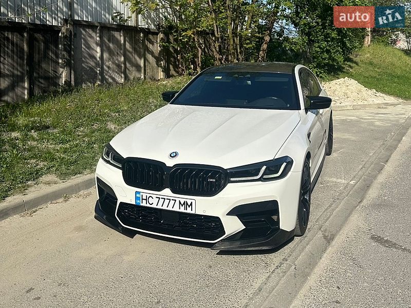 Седан BMW M5 2020 в Львові