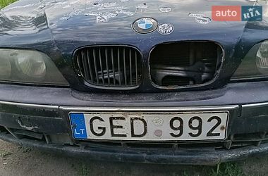 Седан BMW M5 2000 в Славянске