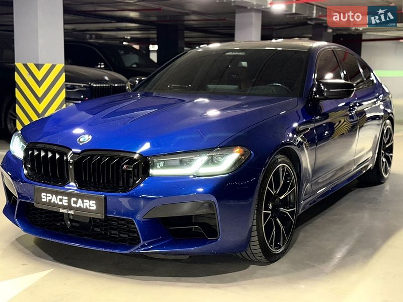 Седан BMW M5 2021 в Киеве