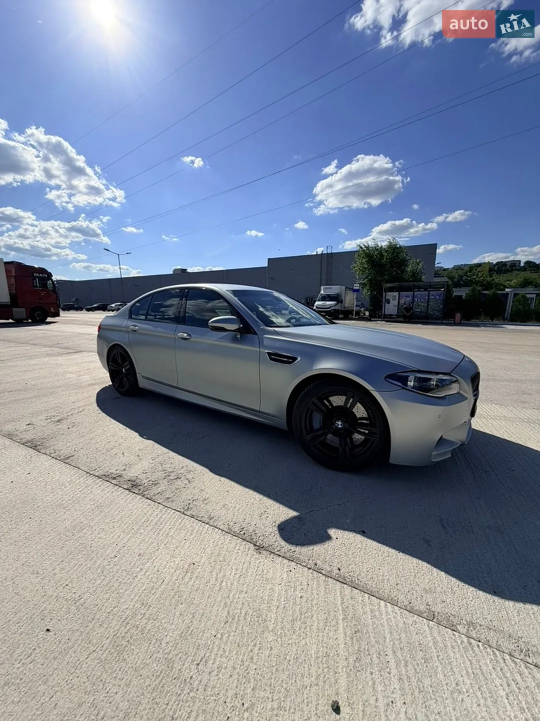 2011 BMW M5 - мініатюра 20