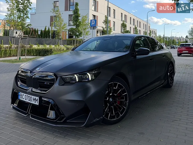 BMW M5