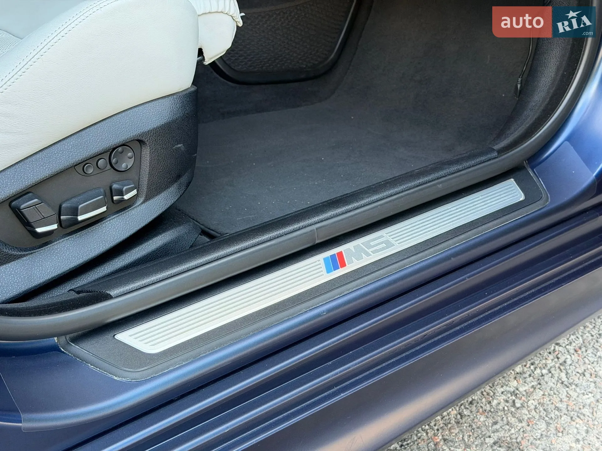 2012 BMW M5 - мініатюра 67