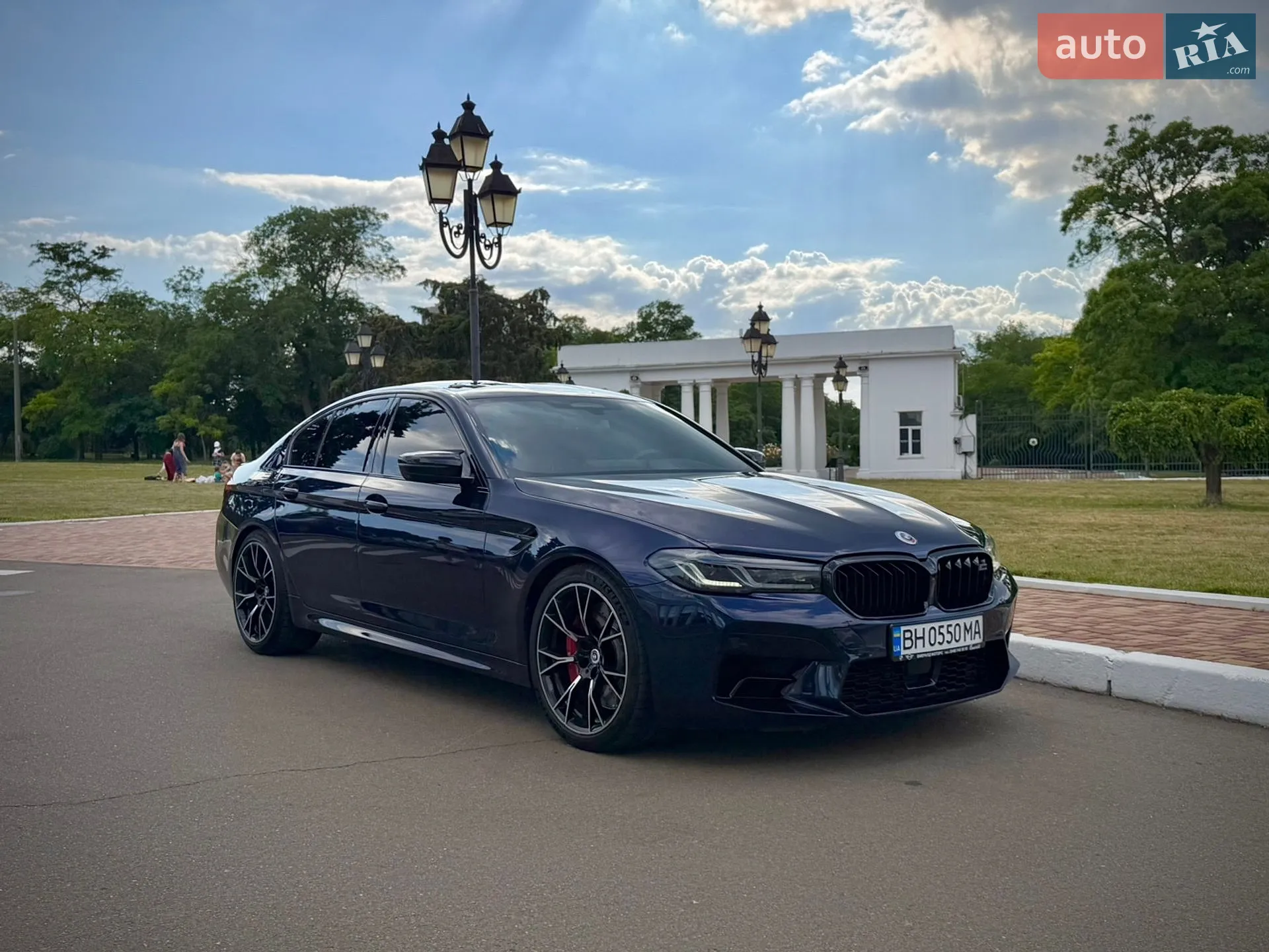 2022 BMW M5 - мініатюра 13