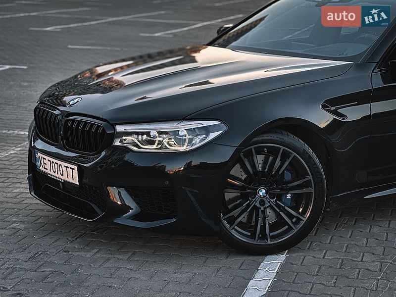 Седан BMW M5 2019 в Києві