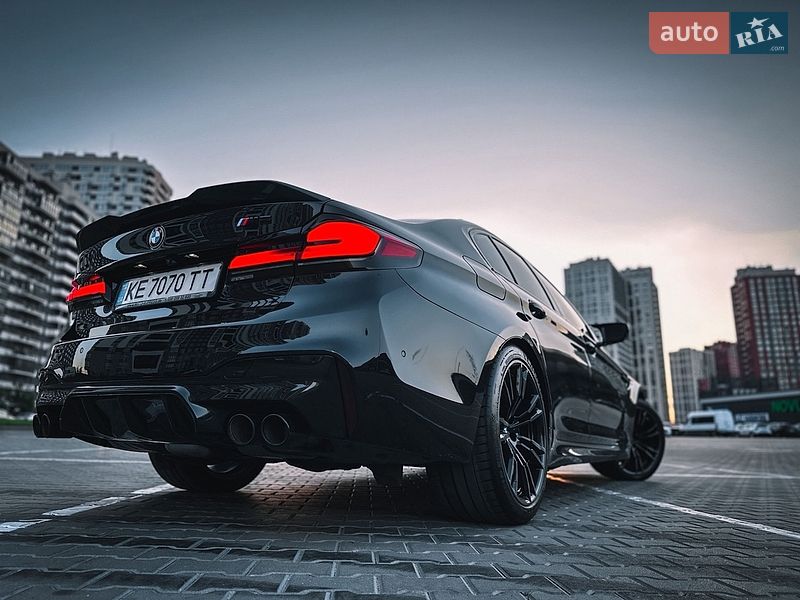 Седан BMW M5 2019 в Києві