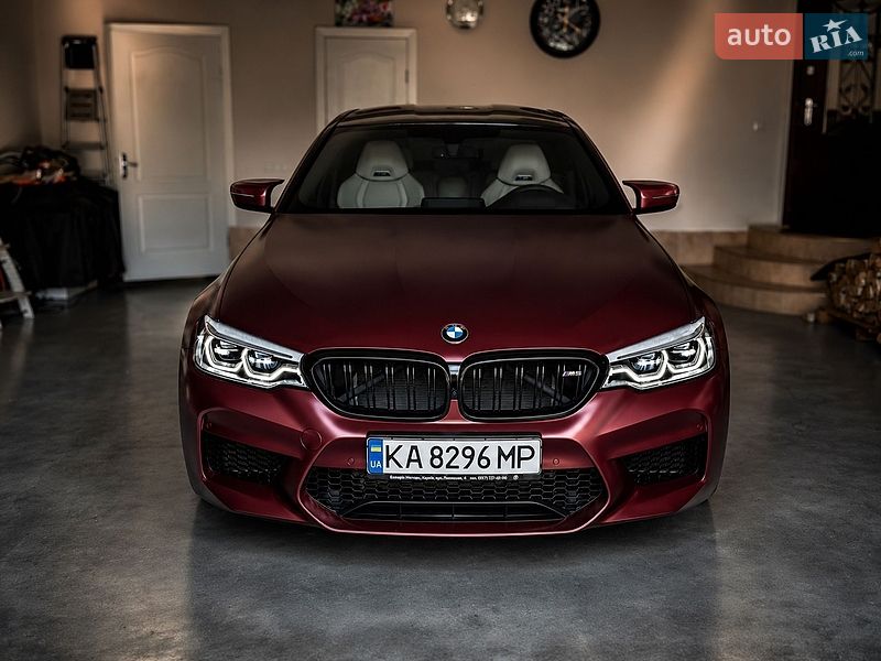 Седан BMW M5 2018 в Одесі