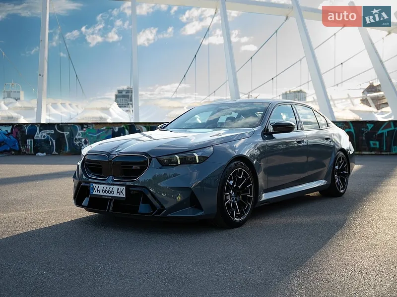 BMW M5