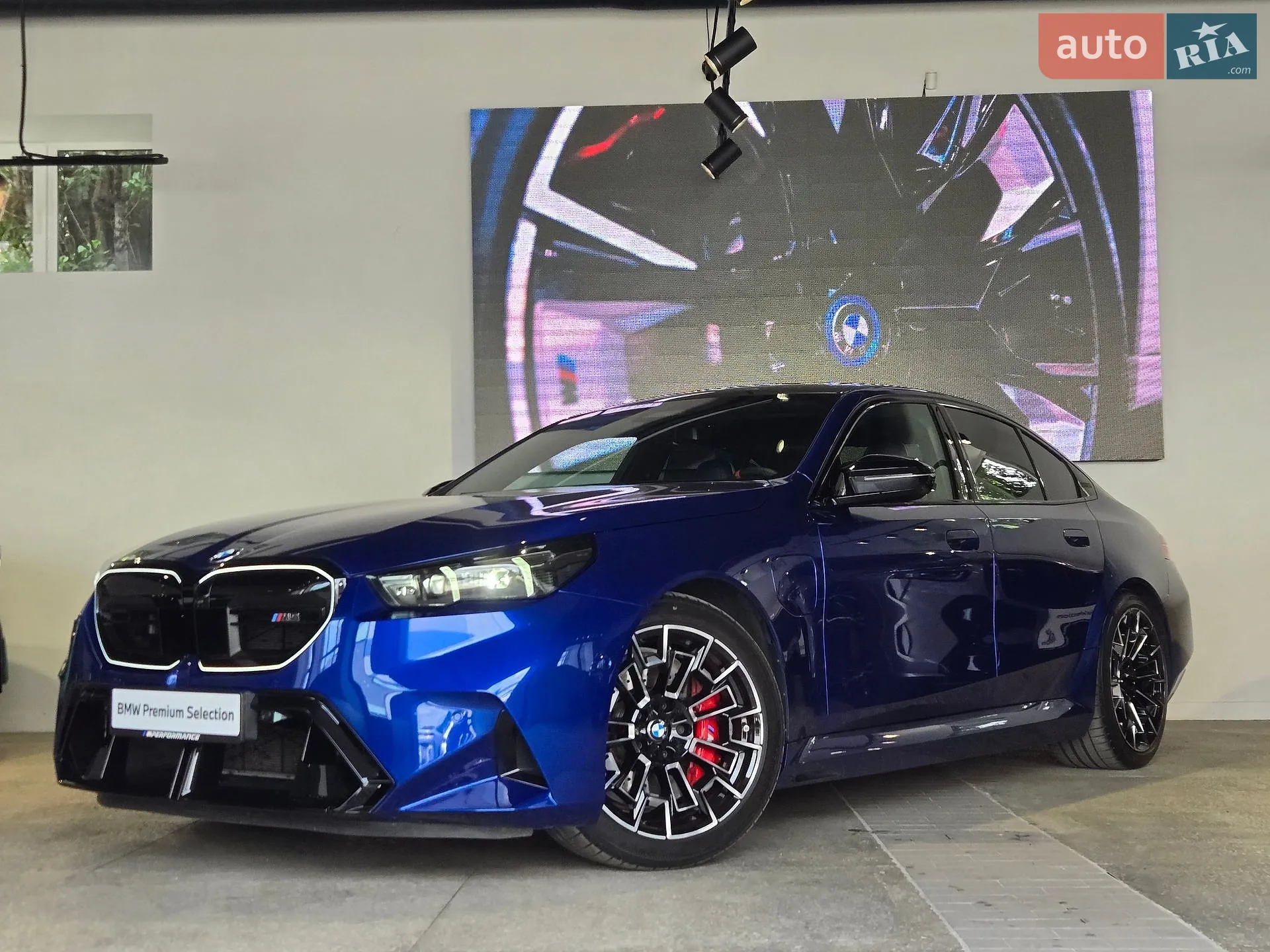 2025 BMW M5 - мініатюра 2