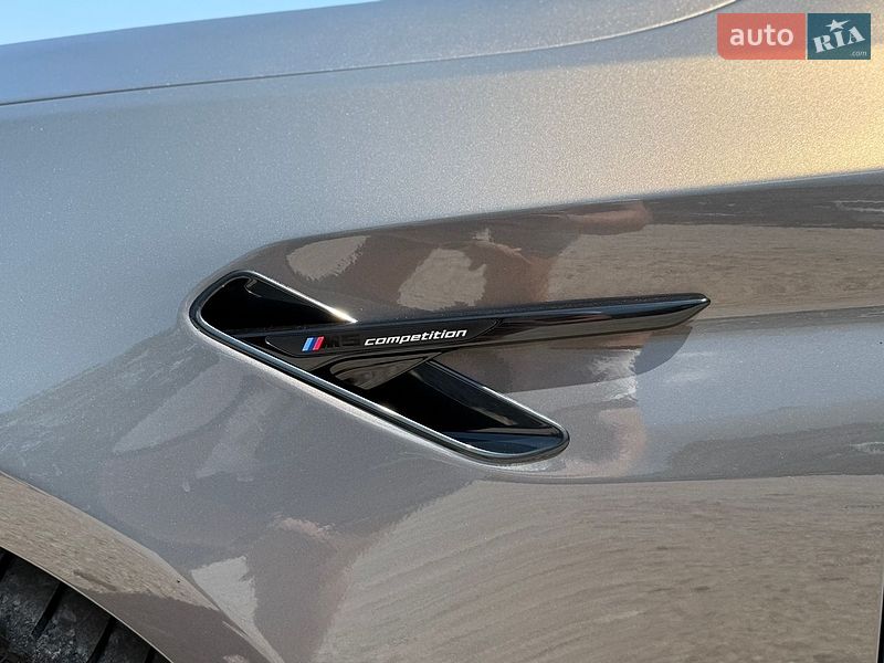 Седан BMW M5 2022 в Днепре