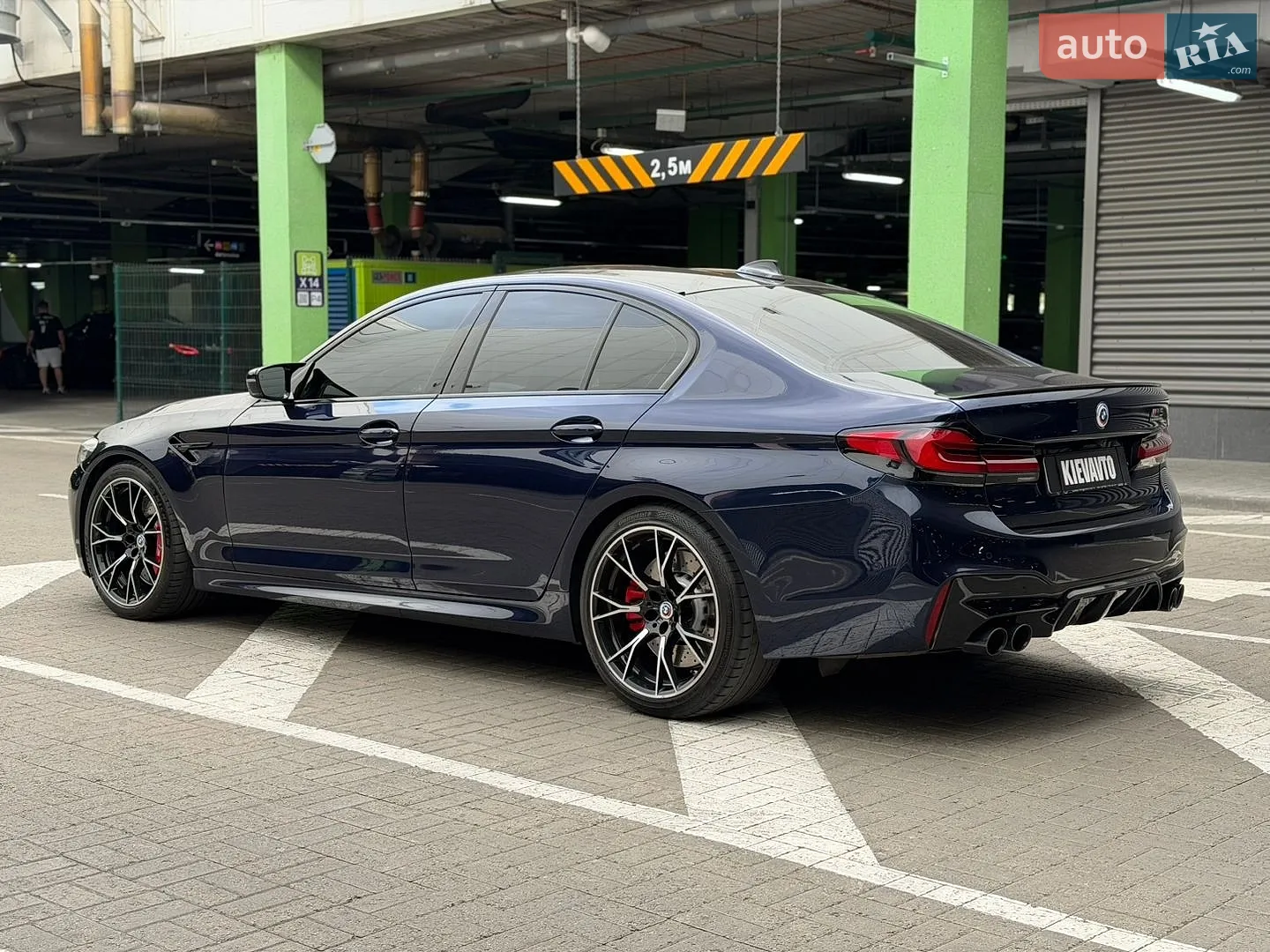 2022 BMW M5 - мініатюра 7