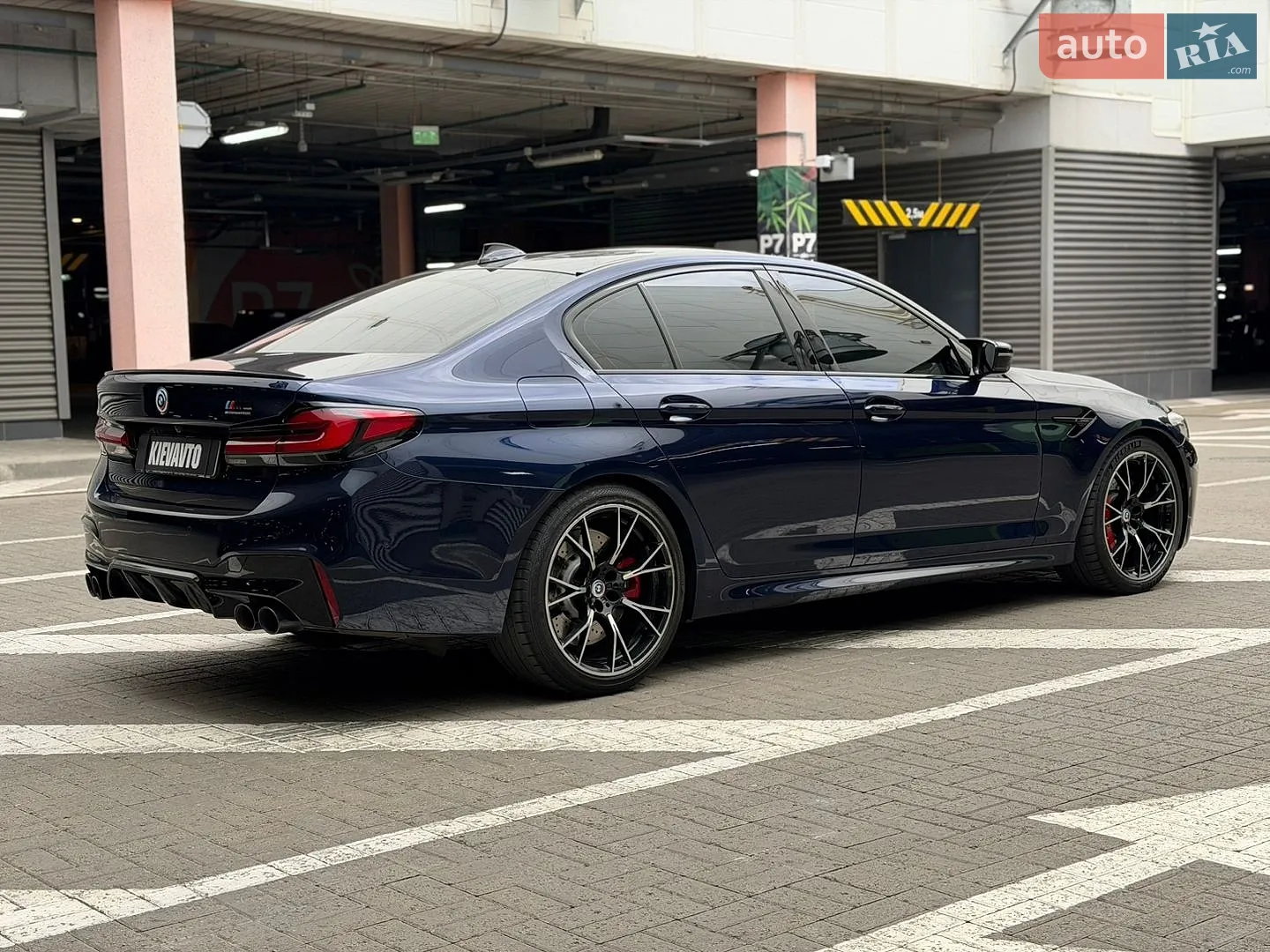 2022 BMW M5 - мініатюра 10