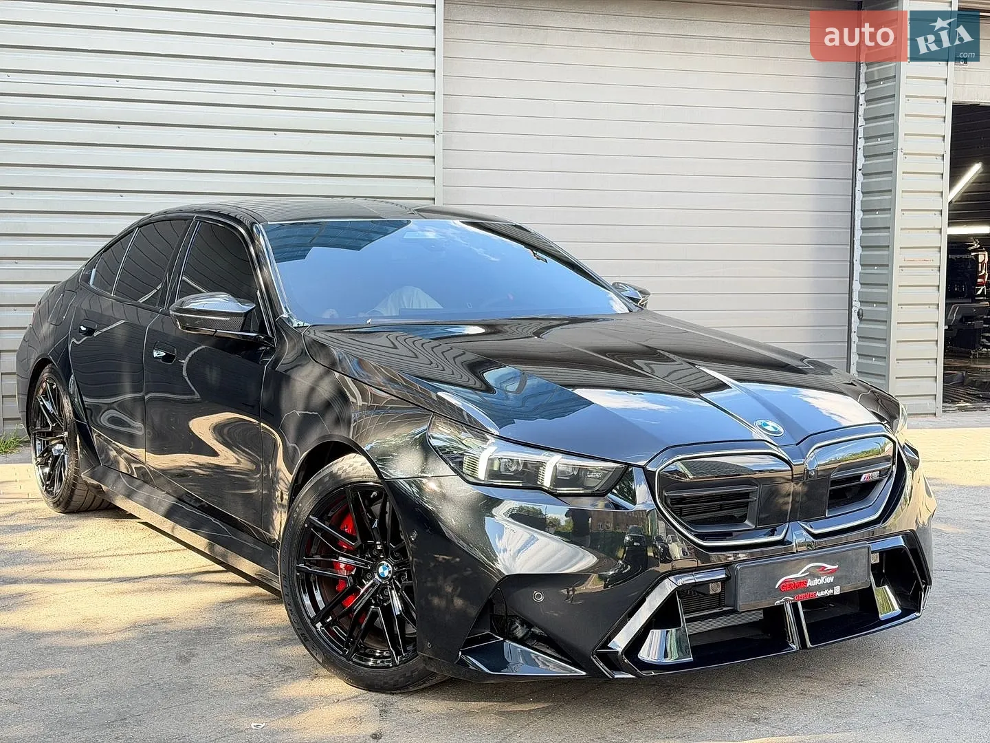 2024 BMW M5 - мініатюра 5