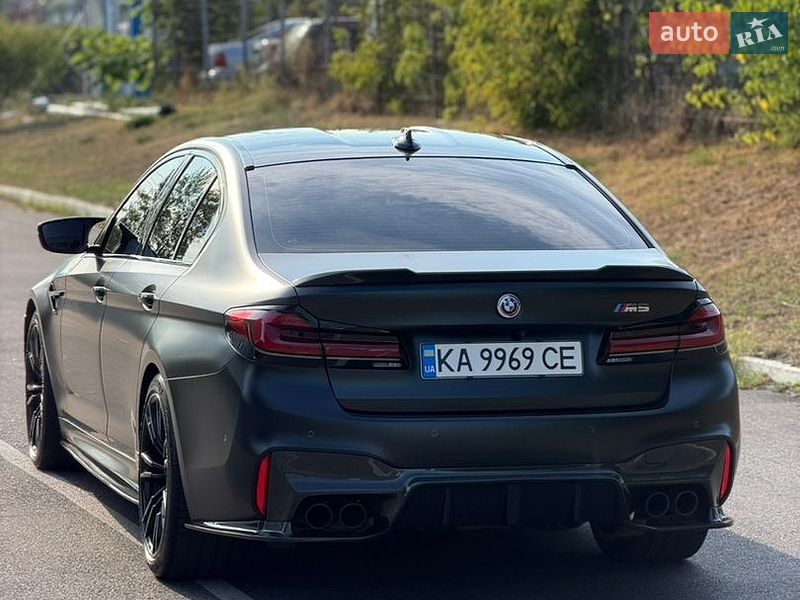 Седан BMW M5 2018 в Києві