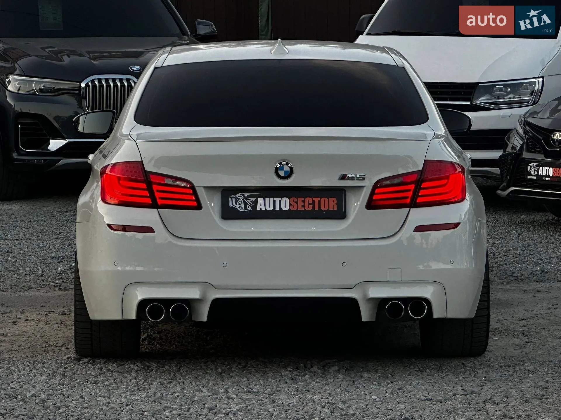 2012 BMW M5 - мініатюра 9